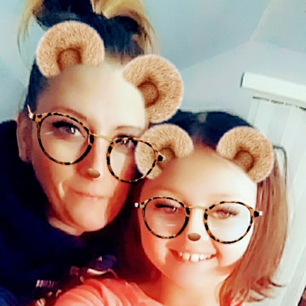 Meet your Posher, Danielle